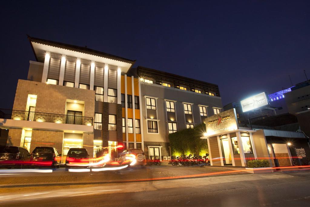 Jentra Dagen Hotel Malioboro Джокьякарта Экстерьер фото
