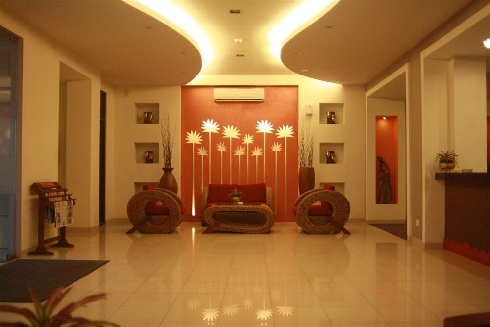 Jentra Dagen Hotel Malioboro Джокьякарта Экстерьер фото