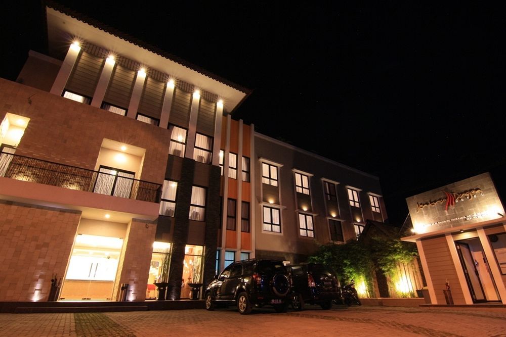 Jentra Dagen Hotel Malioboro Джокьякарта Экстерьер фото